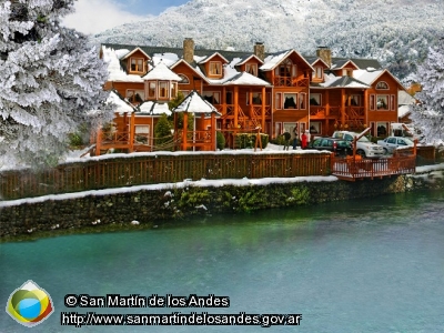 Foto Fachada cabañas Rotui (San Martín de los Andes)