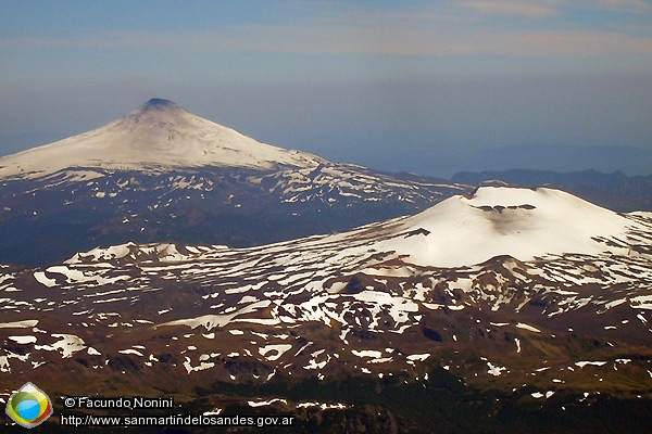 Foto Volcanes Quetrupillán y Villarrica (Facundo Nonini)