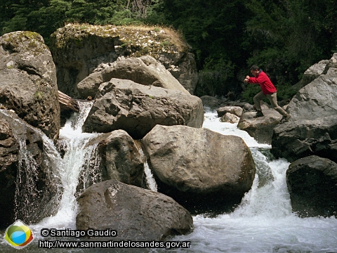 Fondo de Pantalla Río Grande (Santiago Gaudio)