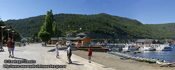 Foto Muelle del lago Lácar (Santiago Gaudio)